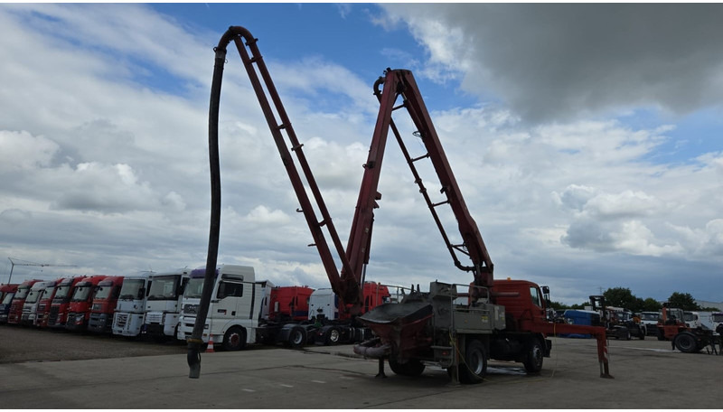 Mercedes-Benz SK 1824 (V6 / LAMES / GRAND PONT / PUTZMEISTER 24M/ JOYSTICK / RADIO) - Xe bơm bê tông: hình 4 Mercedes-Benz SK 1824 (V6 / LAMES / GRAND PONT / PUTZMEISTER 24M/ JOYSTICK / RADIO) - Xe bơm bê tông: hình 4