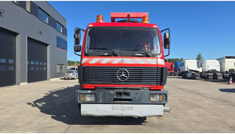 Mercedes-Benz SK 2435 (15.000 L / V8 AVEC 2X TURBO / BOITE MANUELLE / TRES BONNE ETAT / GRAND PONT) - Xe tải chân không: hình 2 Mercedes-Benz SK 2435 (15.000 L / V8 AVEC 2X TURBO / BOITE MANUELLE / TRES BONNE ETAT / GRAND PONT) - Xe tải chân không: hình 2
