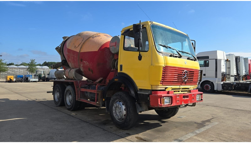 Mercedes-Benz SK 2527 (MALAXEUR / MIXER / POSSIBLE COMME CHASSIS / 6X4 / LAMES / GRAND PONT) - Xe trộn bê tông: hình 5 Mercedes-Benz SK 2527 (MALAXEUR / MIXER / POSSIBLE COMME CHASSIS / 6X4 / LAMES / GRAND PONT) - Xe trộn bê tông: hình 5