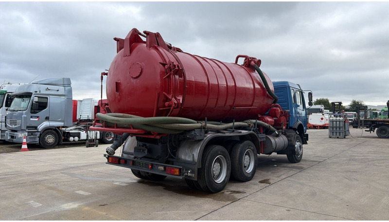 Mercedes-Benz SK 2626 (6X4 / GRAND PONT / LAMES / 14000 LITERS) - Xe tải chân không: hình 4 Mercedes-Benz SK 2626 (6X4 / GRAND PONT / LAMES / 14000 LITERS) - Xe tải chân không: hình 4
