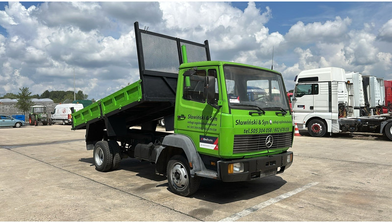 Mercedes-Benz SK 814 (MANUAL PUMP / POMPE MANUELLE / 6 CYLINDER / STEEL SUSP. / LAMES) - Xe ben: hình 3 Mercedes-Benz SK 814 (MANUAL PUMP / POMPE MANUELLE / 6 CYLINDER / STEEL SUSP. / LAMES) - Xe ben: hình 3