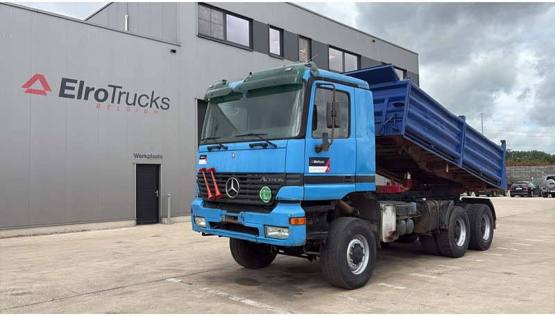 Mercedes-Benz actros 3340 (6X6 / BOITE MANUELLE /MANUAL GEARBOX / 3 PONTS / V6 / MP1) - Xe ben: hình 1 Mercedes-Benz actros 3340 (6X6 / BOITE MANUELLE /MANUAL GEARBOX / 3 PONTS / V6 / MP1) - Xe ben: hình 1