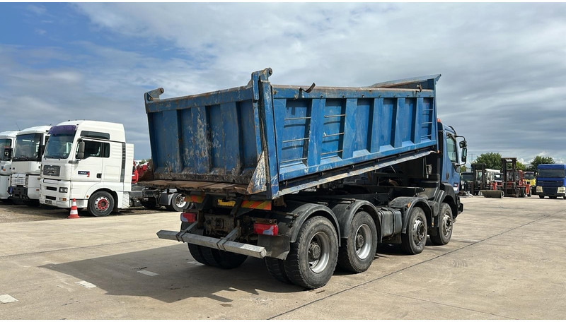 Renault KERAX 420 (BOITE MANUELLE / MANUAL GEARBOX / LAMES / GRAND PONT / GRAND BENNE) - Xe ben: hình 4 Renault KERAX 420 (BOITE MANUELLE / MANUAL GEARBOX / LAMES / GRAND PONT / GRAND BENNE) - Xe ben: hình 4