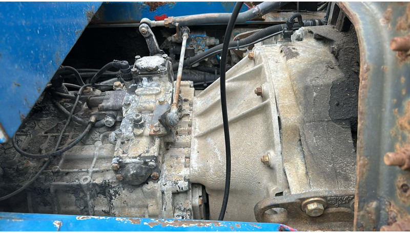 Xe tải chở thùng nhỏ Renault KERAX (GRAND PONT / LAMES / PROPRE / BOITE MANUELLE / STEEL SUSP.): hình 19 Xe tải chở thùng nhỏ Renault KERAX (GRAND PONT / LAMES / PROPRE / BOITE MANUELLE / STEEL SUSP.): hình 19