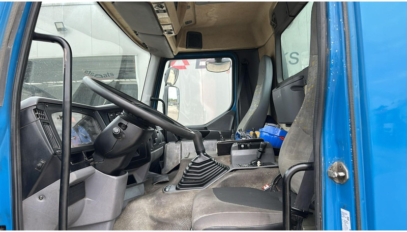 Xe tải chở thùng nhỏ Renault KERAX (GRAND PONT / LAMES / PROPRE / BOITE MANUELLE / STEEL SUSP.): hình 12 Xe tải chở thùng nhỏ Renault KERAX (GRAND PONT / LAMES / PROPRE / BOITE MANUELLE / STEEL SUSP.): hình 12