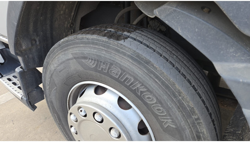 Xe tải thùng mui bạt Volvo FM 400 (BELGIAN TRUCK / TECHNICAL TOP CONDITION !! / 6X2 / LIFT / EURO 5): hình 10