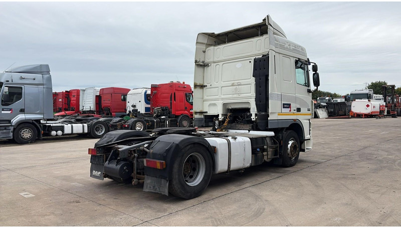 DAF 105 XF 460 (AIRCO / GOOD CONDITION / BONNE ETAT / BOITE MANUALLE / GEARBOX MANUAL) - Xe đầu kéo: hình 5 DAF 105 XF 460 (AIRCO / GOOD CONDITION / BONNE ETAT / BOITE MANUALLE / GEARBOX MANUAL) - Xe đầu kéo: hình 5