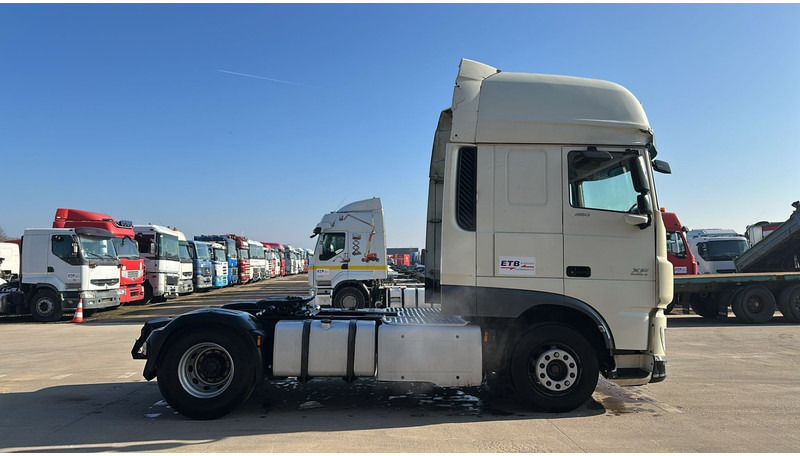 DAF 106 XF 460 (BOITE MANUELLE / MANUAL GEARBOX / 834.000 KM / EURO 6) - Xe đầu kéo: hình 4 DAF 106 XF 460 (BOITE MANUELLE / MANUAL GEARBOX / 834.000 KM / EURO 6) - Xe đầu kéo: hình 4