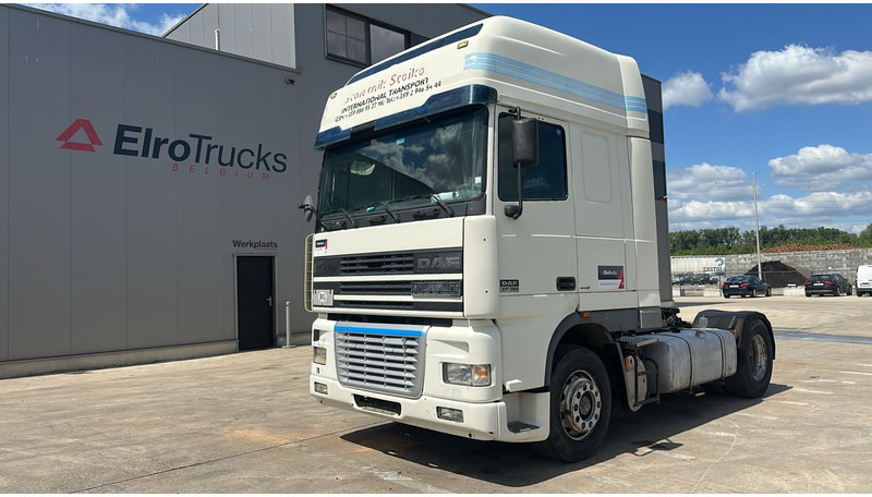 DAF 95 XF 380 (BOITE MANUELLE / EURO 3 / MANUAL GEARBOX / TRES BONNE ETAT) - Xe đầu kéo: hình 1 DAF 95 XF 380 (BOITE MANUELLE / EURO 3 / MANUAL GEARBOX / TRES BONNE ETAT) - Xe đầu kéo: hình 1