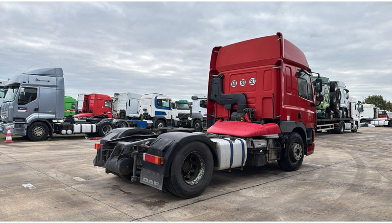 DAF CF 85.410 (BOITE MANUELLE / MANUAL GEARBOX) - Xe đầu kéo: hình 4 DAF CF 85.410 (BOITE MANUELLE / MANUAL GEARBOX) - Xe đầu kéo: hình 4