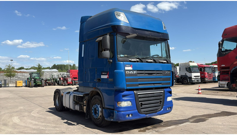 DAF XF 105.460 (BOITE MANUELLE / MANUAL GEARBOX) - Xe đầu kéo: hình 4 DAF XF 105.460 (BOITE MANUELLE / MANUAL GEARBOX) - Xe đầu kéo: hình 4