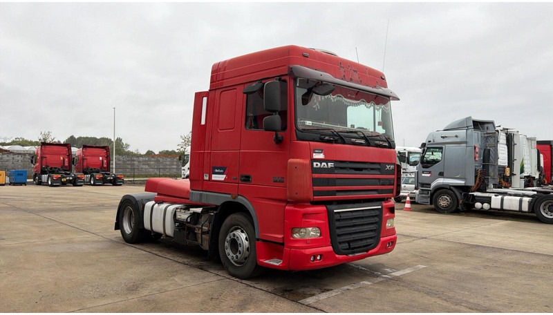 DAF XF 105.460 (BOITE MANUELLE / MANUAL GEARBOX) - Xe đầu kéo: hình 2 DAF XF 105.460 (BOITE MANUELLE / MANUAL GEARBOX) - Xe đầu kéo: hình 2