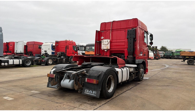 DAF XF 105.460 (BOITE MANUELLE / MANUAL GEARBOX) - Xe đầu kéo: hình 4 DAF XF 105.460 (BOITE MANUELLE / MANUAL GEARBOX) - Xe đầu kéo: hình 4