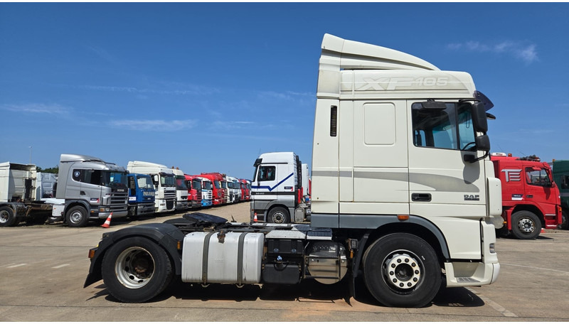 DAF XF 105.460 (BOITE MANUELLE / MANUAL GEARBOX / PROPRE / BONNE ETAT) - Xe đầu kéo: hình 5 DAF XF 105.460 (BOITE MANUELLE / MANUAL GEARBOX / PROPRE / BONNE ETAT) - Xe đầu kéo: hình 5