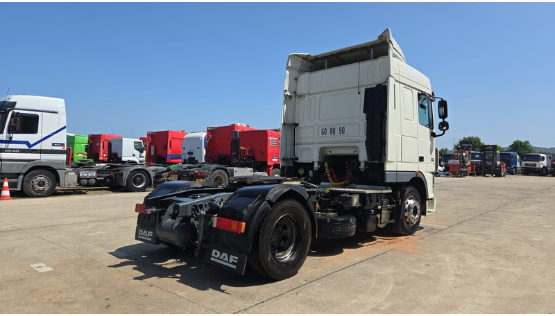 DAF XF 105.460 (BOITE MANUELLE / MANUAL GEARBOX / PROPRE) - Xe đầu kéo: hình 5 DAF XF 105.460 (BOITE MANUELLE / MANUAL GEARBOX / PROPRE) - Xe đầu kéo: hình 5