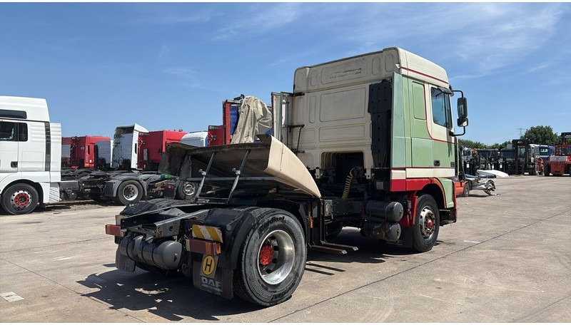 DAF XF 95.430 (EURO 3 / BOITE MANUELLE / MANUAL GEARBOX) - Xe đầu kéo: hình 5 DAF XF 95.430 (EURO 3 / BOITE MANUELLE / MANUAL GEARBOX) - Xe đầu kéo: hình 5