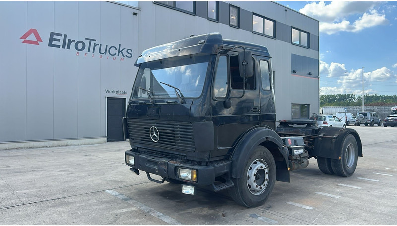 Mercedes-Benz SK 1628 (LAMES / BOITE MANUELLE / V8 / MANUAL PUMP / STEEL SUSP.) - Xe đầu kéo: hình 1 Mercedes-Benz SK 1628 (LAMES / BOITE MANUELLE / V8 / MANUAL PUMP / STEEL SUSP.) - Xe đầu kéo: hình 1