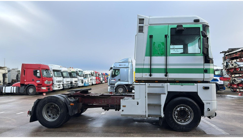 Renault Magnum 470 (POMPE MANUELLE / MANUAL PUMP / BOITE MANUELLE / MANUAL GEARBOX) - Xe đầu kéo: hình 4 Renault Magnum 470 (POMPE MANUELLE / MANUAL PUMP / BOITE MANUELLE / MANUAL GEARBOX) - Xe đầu kéo: hình 4