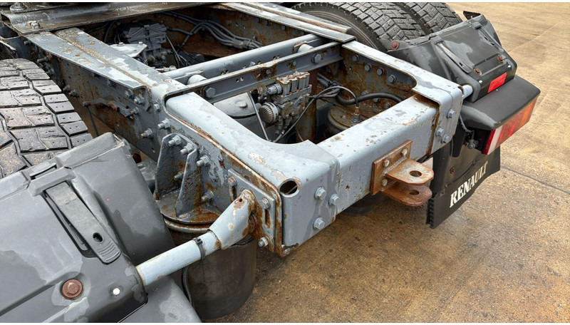 Renault Premium 370 (BOITE MANUELLE / PARFAIT ETAT / MANUAL GEARBOX) - Xe đầu kéo: hình 4 Renault Premium 370 (BOITE MANUELLE / PARFAIT ETAT / MANUAL GEARBOX) - Xe đầu kéo: hình 4