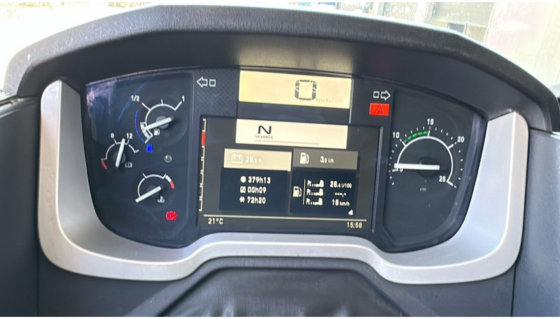 Xe đầu kéo Renault T 460 (GOOD CONDITION / AIRCO / CLEAN CHASSIS / 2 TANKS): hình 15