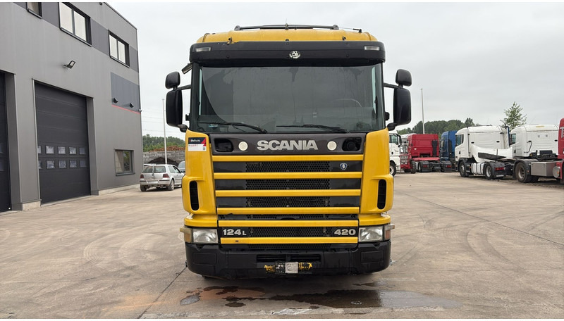 Scania 124-420 (6X2 / 8 TYRES / ORIGINAL TRACTOR UNIT / FRONT STEEL) - Xe đầu kéo: hình 2 Scania 124-420 (6X2 / 8 TYRES / ORIGINAL TRACTOR UNIT / FRONT STEEL) - Xe đầu kéo: hình 2