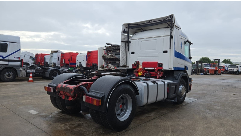Scania P124 - 360 (POMPE MANUELLE / BOITE MANUELLE / MANUAL PUMP / MANUAL GEARBOX) - Xe đầu kéo: hình 5 Scania P124 - 360 (POMPE MANUELLE / BOITE MANUELLE / MANUAL PUMP / MANUAL GEARBOX) - Xe đầu kéo: hình 5