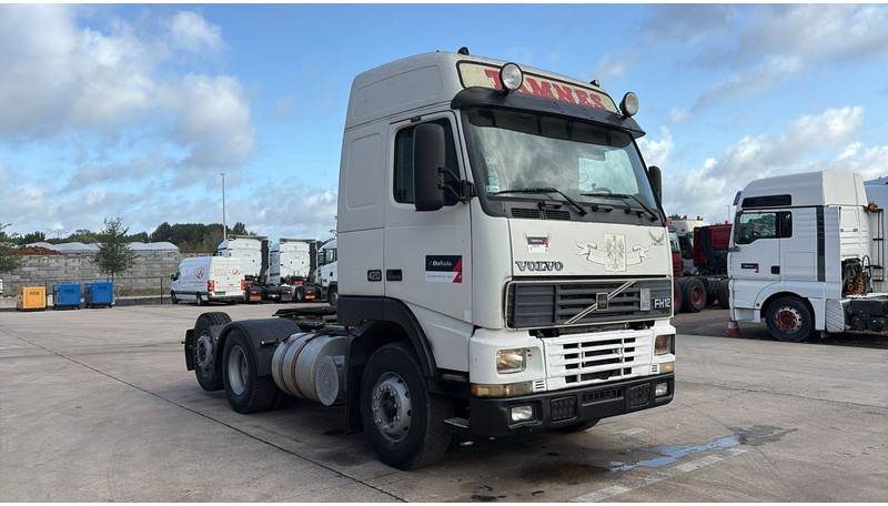 Volvo FH 12.420 (6X2 / BOITE MANUELLE / MANUAL GEARBOX / 8 PNEUS / 8 TYRES) - Xe đầu kéo: hình 2 Volvo FH 12.420 (6X2 / BOITE MANUELLE / MANUAL GEARBOX / 8 PNEUS / 8 TYRES) - Xe đầu kéo: hình 2