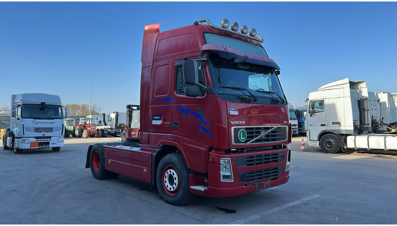 Volvo FH 400 (MANUAL GEARBOX / EURO 5 / BOITE MANUELLE) - Xe đầu kéo: hình 3 Volvo FH 400 (MANUAL GEARBOX / EURO 5 / BOITE MANUELLE) - Xe đầu kéo: hình 3
