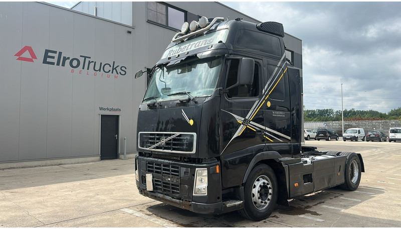 Volvo FH 440 (CAN DRIVE BUT PROBLEM WITH CLUTCH) - Xe đầu kéo: hình 1 Volvo FH 440 (CAN DRIVE BUT PROBLEM WITH CLUTCH) - Xe đầu kéo: hình 1