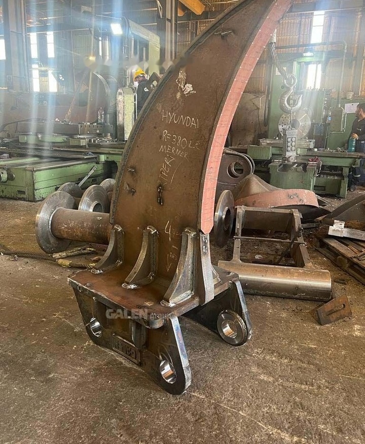 Caterpillar 336 Marble Ripper - Cần xé: hình 2 Caterpillar 336 Marble Ripper - Cần xé: hình 2