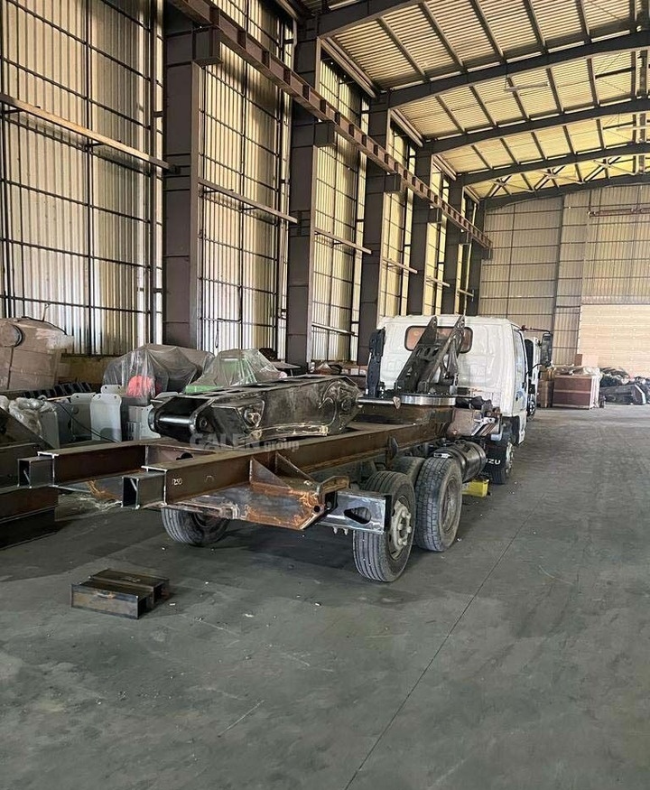 New Knuckle Crane Boom - Cần cẩu: hình 1 New Knuckle Crane Boom - Cần cẩu: hình 1