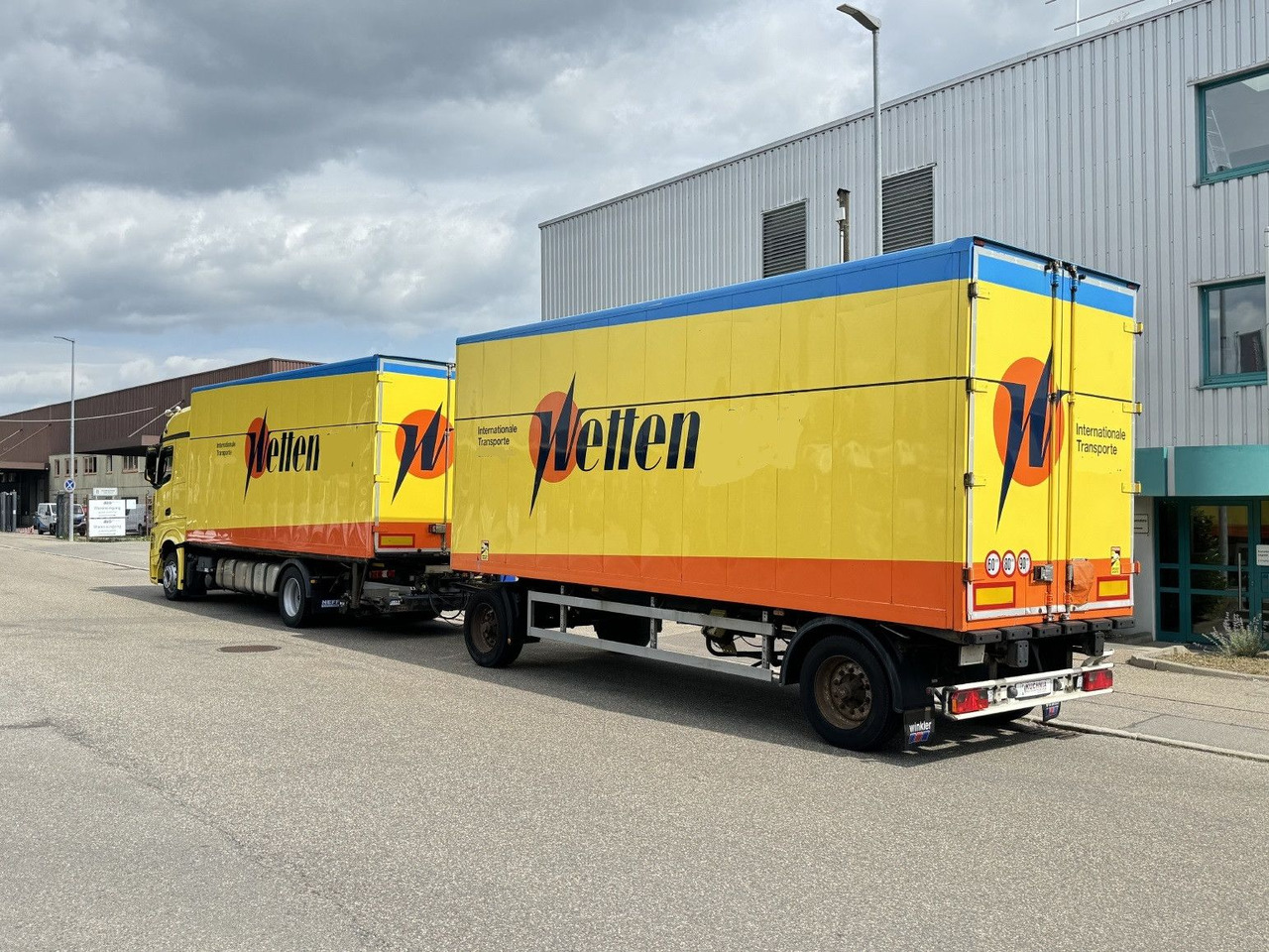 Bachert 14t Alu-Möbelkoffer 7,2m BPW Luft ZS - Rơ moóc hộp kín: hình 4 Bachert 14t Alu-Möbelkoffer 7,2m BPW Luft ZS - Rơ moóc hộp kín: hình 4