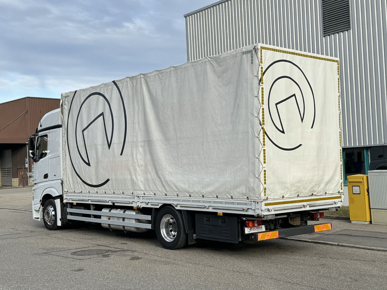 Mercedes-Benz Actros 1845 LL Pritsche-Plane Retarder TOP Zust. - Xe tải thùng mui bạt: hình 4 Mercedes-Benz Actros 1845 LL Pritsche-Plane Retarder TOP Zust. - Xe tải thùng mui bạt: hình 4