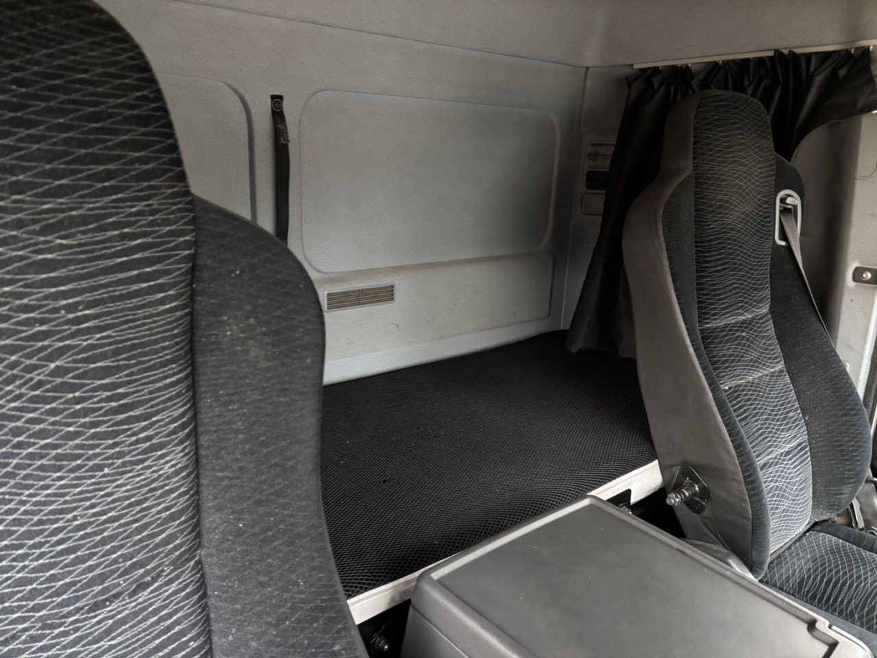 Cho thuê Mercedes-Benz Atego III 1224 L, Euro-6, Klima, LBW Mercedes-Benz Atego III 1224 L, Euro-6, Klima, LBW: hình 11 Cho thuê Mercedes-Benz Atego III 1224 L, Euro-6, Klima, LBW Mercedes-Benz Atego III 1224 L, Euro-6, Klima, LBW: hình 11