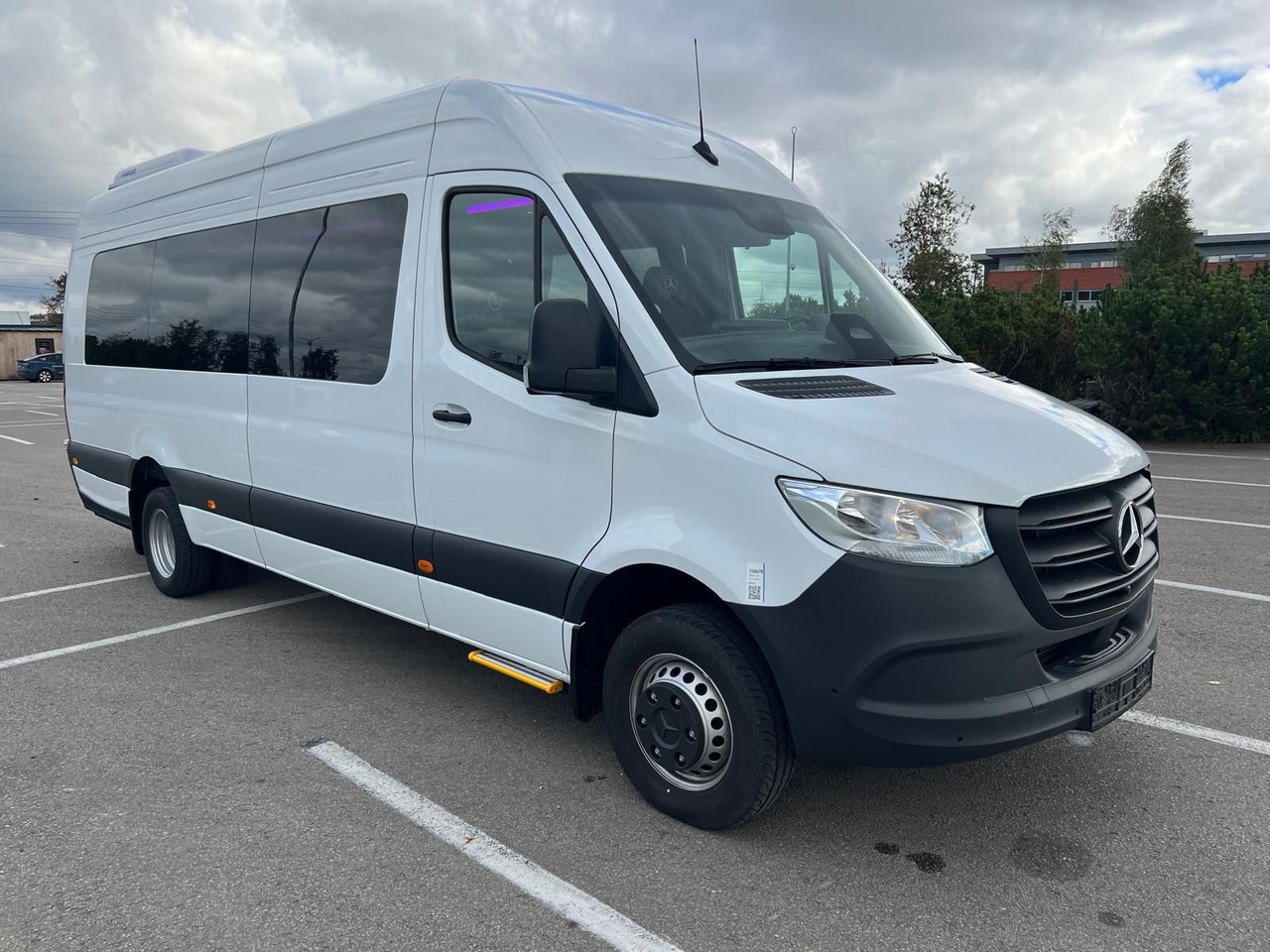 Mercedes-Benz Sprinter 517 Komfort XL, 21 SS - Xe bus mini, Xe van chở khách: hình 1 Mercedes-Benz Sprinter 517 Komfort XL, 21 SS - Xe bus mini, Xe van chở khách: hình 1