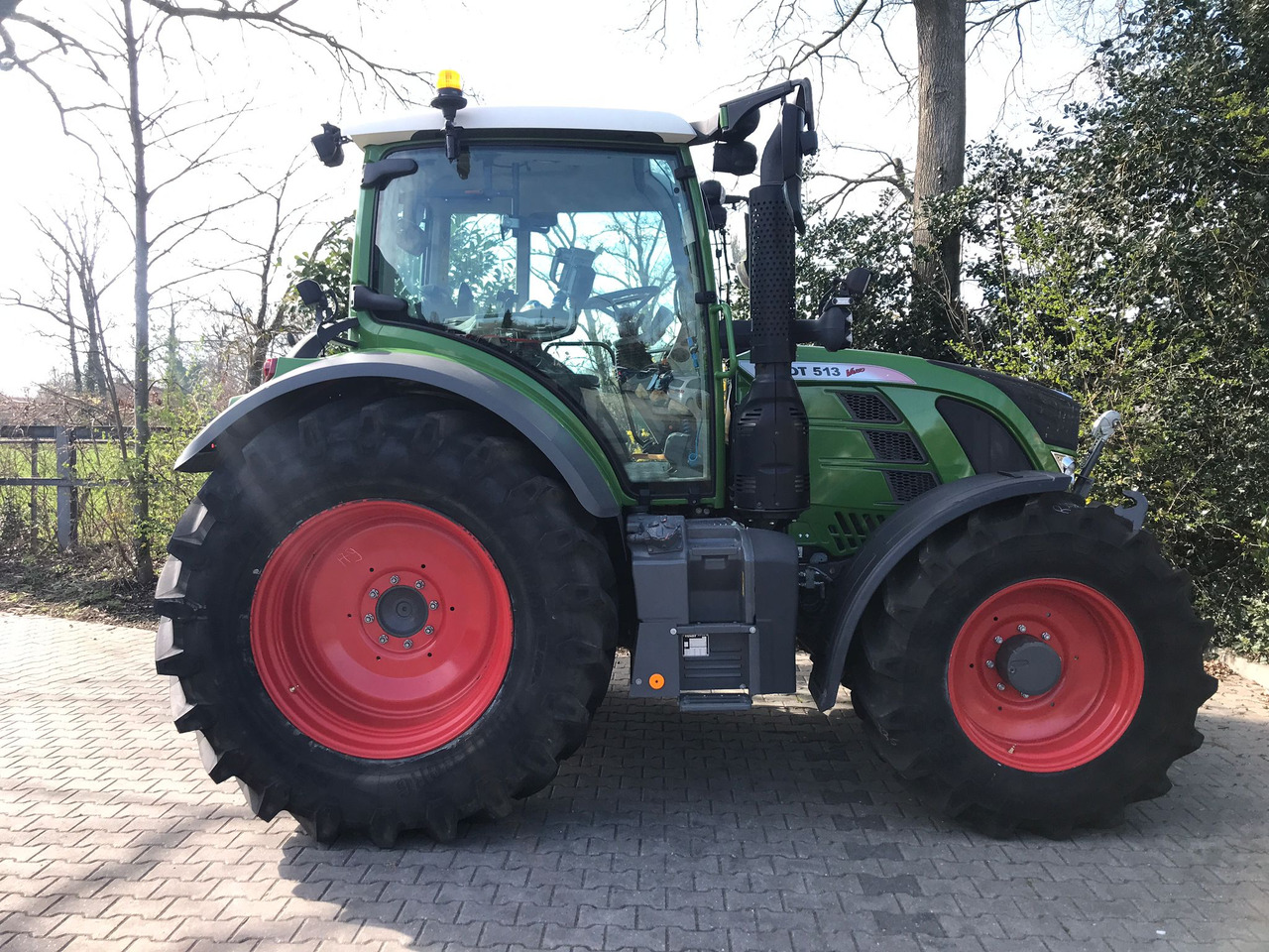 FENDT 513 Vario S4 PowerPlus - Máy cày: hình 2 FENDT 513 Vario S4 PowerPlus - Máy cày: hình 2