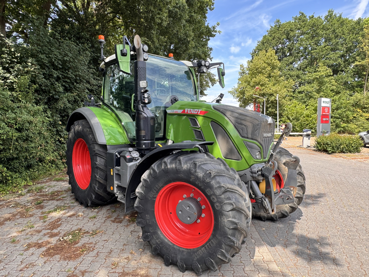 FENDT 718 Gen6 PowerPlus - Máy cày: hình 2 FENDT 718 Gen6 PowerPlus - Máy cày: hình 2