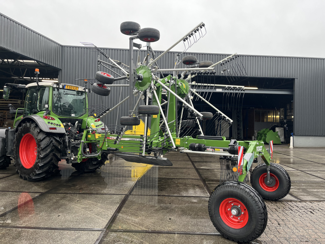 FENDT Former 880 - Bừa: hình 1 FENDT Former 880 - Bừa: hình 1