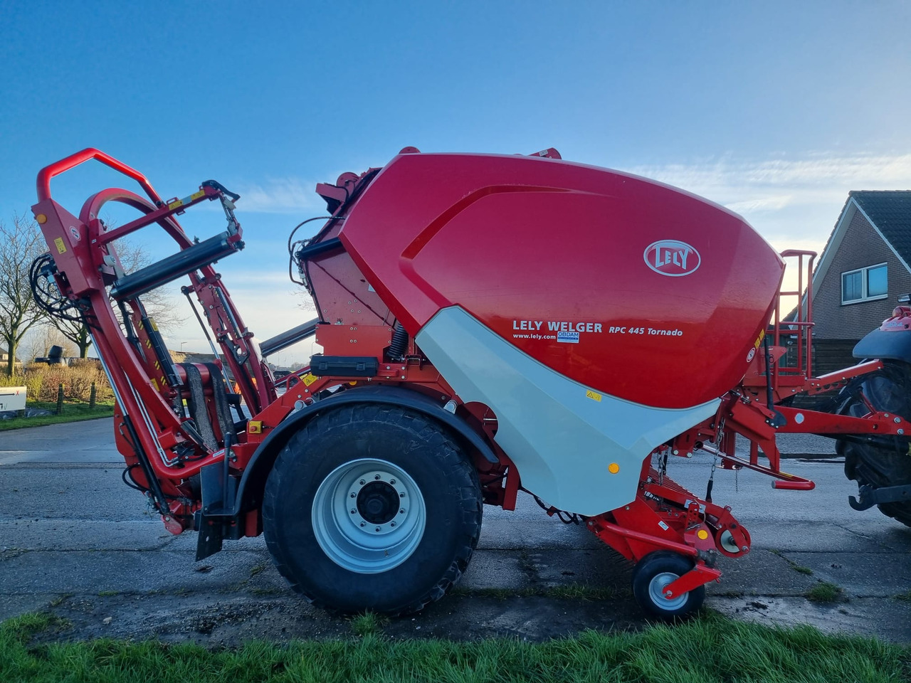 LELY WELGER RPC 160V - Máy gói kiện: hình 1 LELY WELGER RPC 160V - Máy gói kiện: hình 1