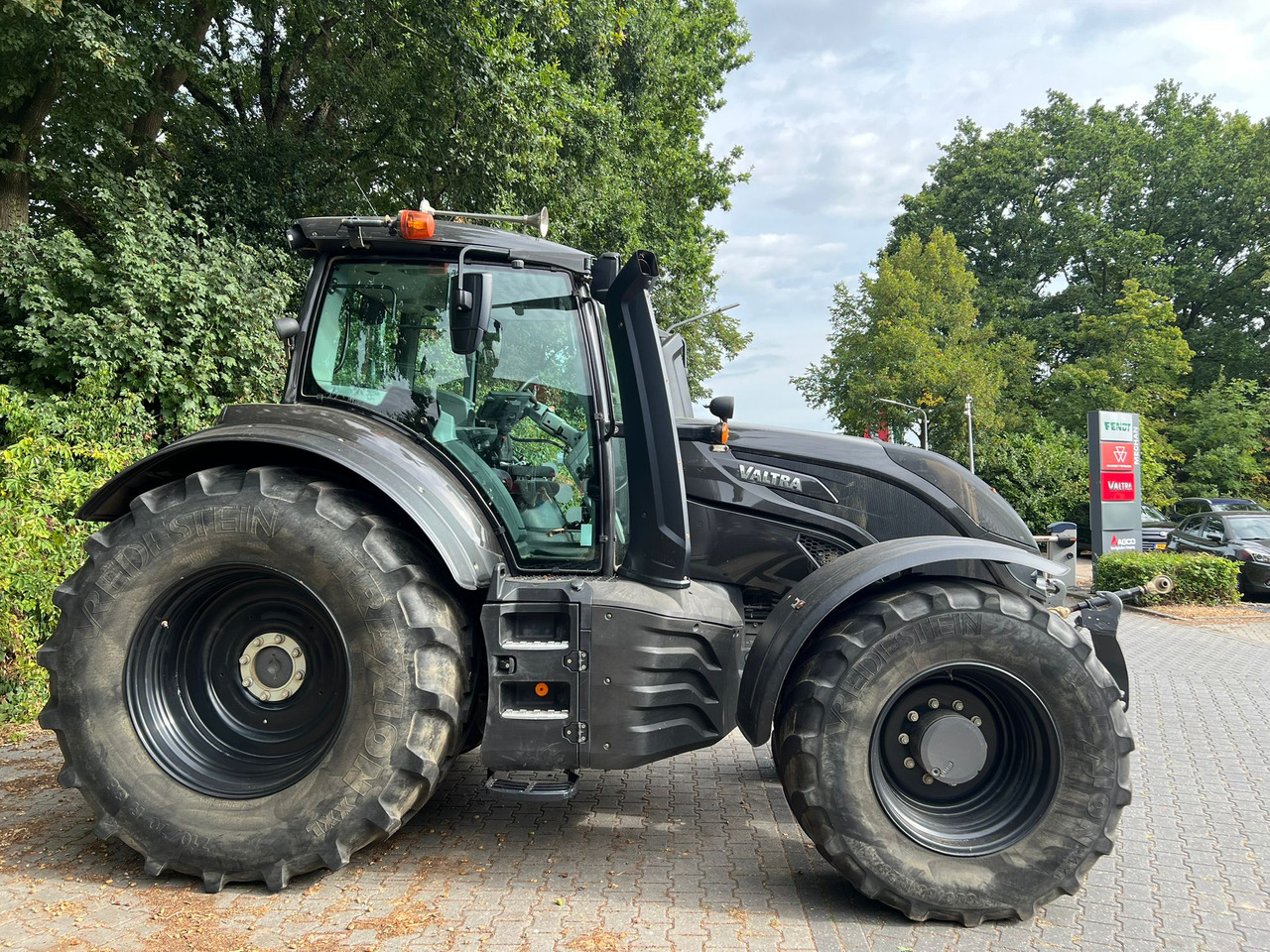 VALTRA T174 Versu - Máy cày: hình 4 VALTRA T174 Versu - Máy cày: hình 4