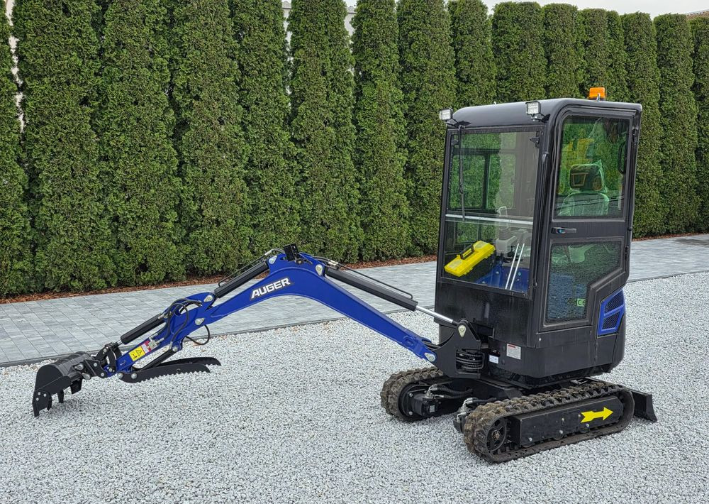 Kubota NOWA MINIKOPARKA AUGER HT 18, SILNIK KUBOTA, 3 ŁYŻKI - Máy xúc mini: hình 1 Kubota NOWA MINIKOPARKA AUGER HT 18, SILNIK KUBOTA, 3 ŁYŻKI - Máy xúc mini: hình 1