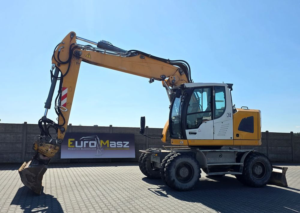 Liebherr A918 COMPACT, 2014 ROK, SW 48 LIKUFIX szybkozłącze - Máy xúc bánh lốp: hình 1 Liebherr A918 COMPACT, 2014 ROK, SW 48 LIKUFIX szybkozłącze - Máy xúc bánh lốp: hình 1