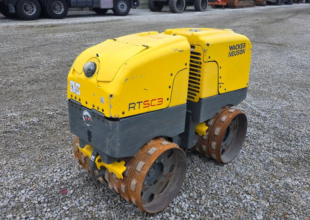 Wacker Neuson RTSC3 walec okołkowany zdalnie sterowany, silnik KUBOTA - Máy lăn: hình 4 Wacker Neuson RTSC3 walec okołkowany zdalnie sterowany, silnik KUBOTA - Máy lăn: hình 4