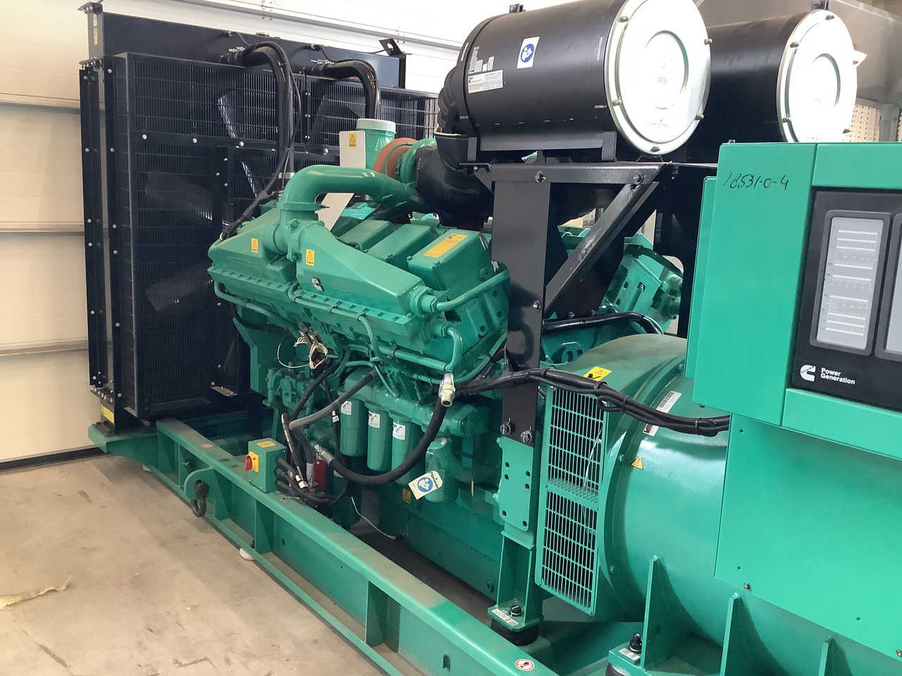 Cummins C1100D5B. 1100KVA Generator. Brand new. - Bộ phát điện: hình 4 Cummins C1100D5B. 1100KVA Generator. Brand new. - Bộ phát điện: hình 4