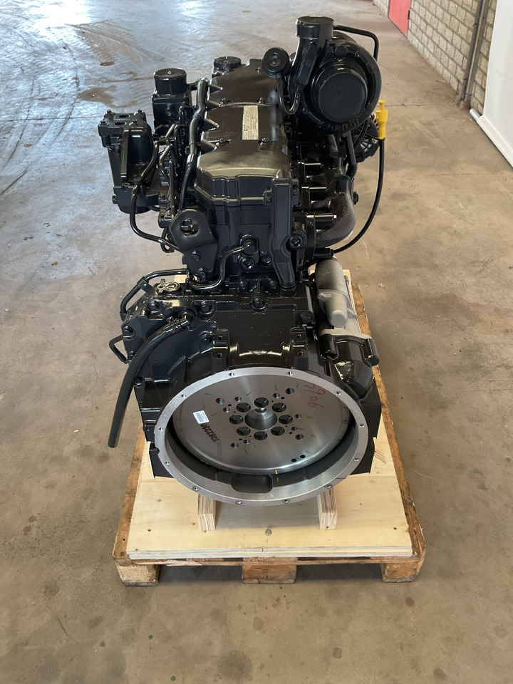 Cummins QSB6.7 - Động cơ: hình 4 Cummins QSB6.7 - Động cơ: hình 4