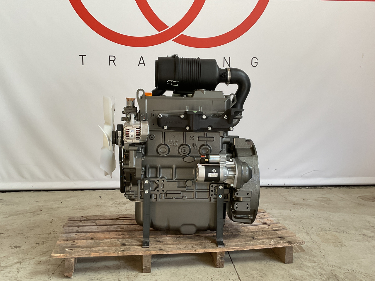 Yanmar 4TNV98 - Động cơ: hình 2 Yanmar 4TNV98 - Động cơ: hình 2
