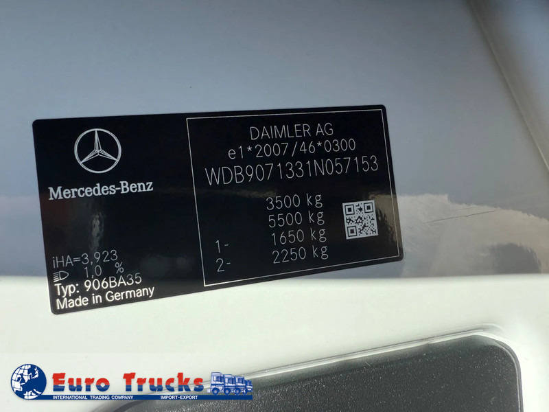 Xe van đông lạnh Mercedes-Benz Sprinter 316 only export: hình 14