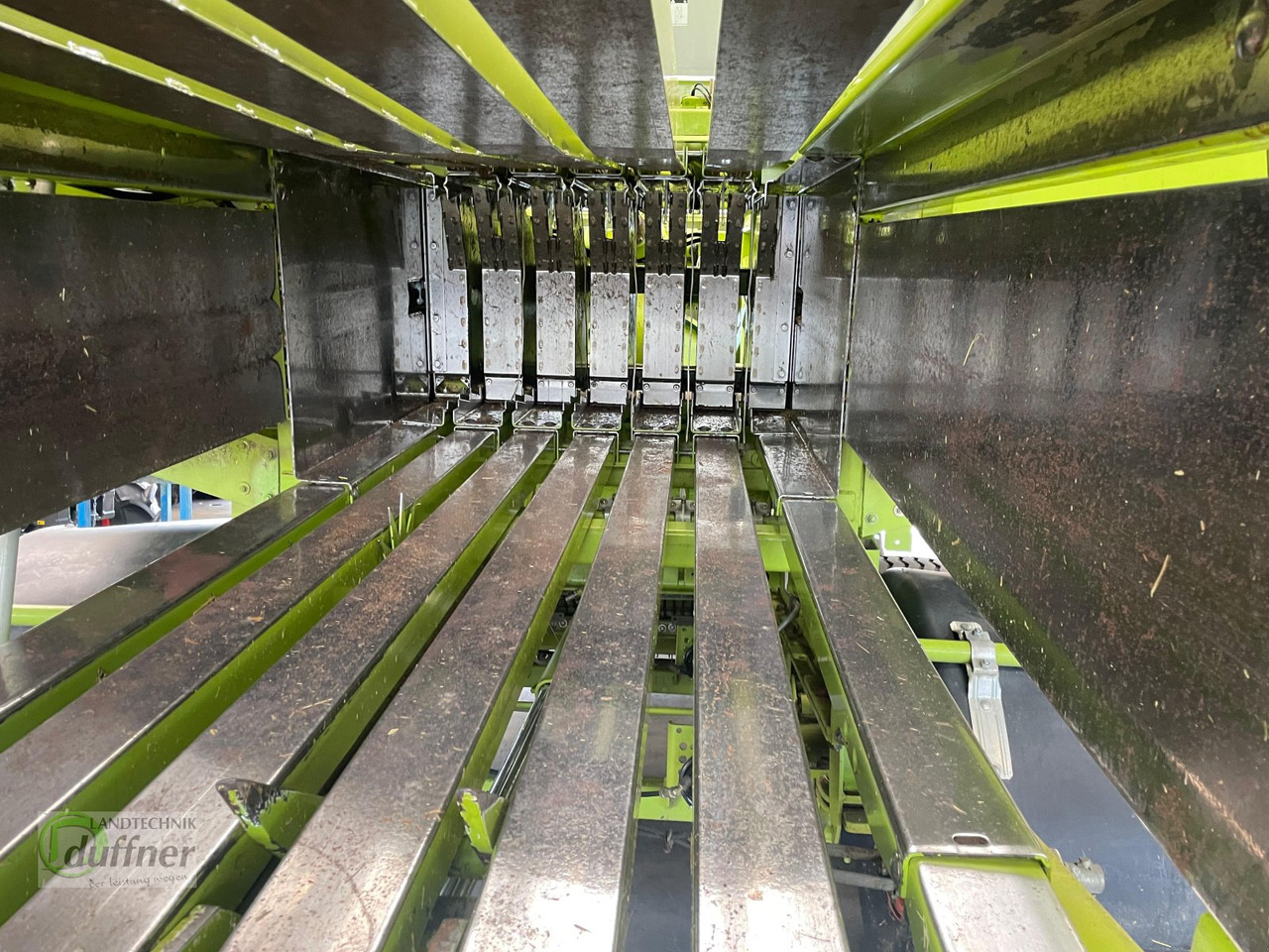 CLAAS Quadrant 2200 RC Tandem - Máy đóng kiện vuông: hình 4 CLAAS Quadrant 2200 RC Tandem - Máy đóng kiện vuông: hình 4