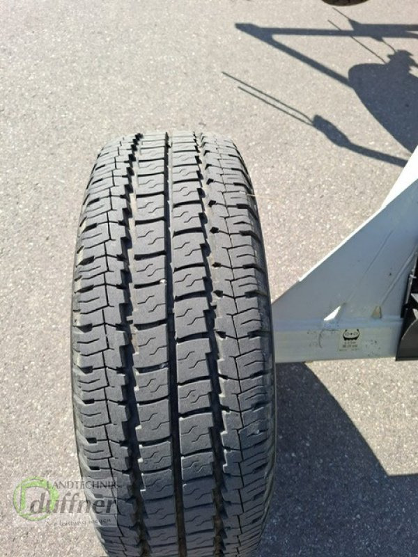 CLAAS VOLTO 900 T - Dàn trải/ Cào: hình 4 CLAAS VOLTO 900 T - Dàn trải/ Cào: hình 4