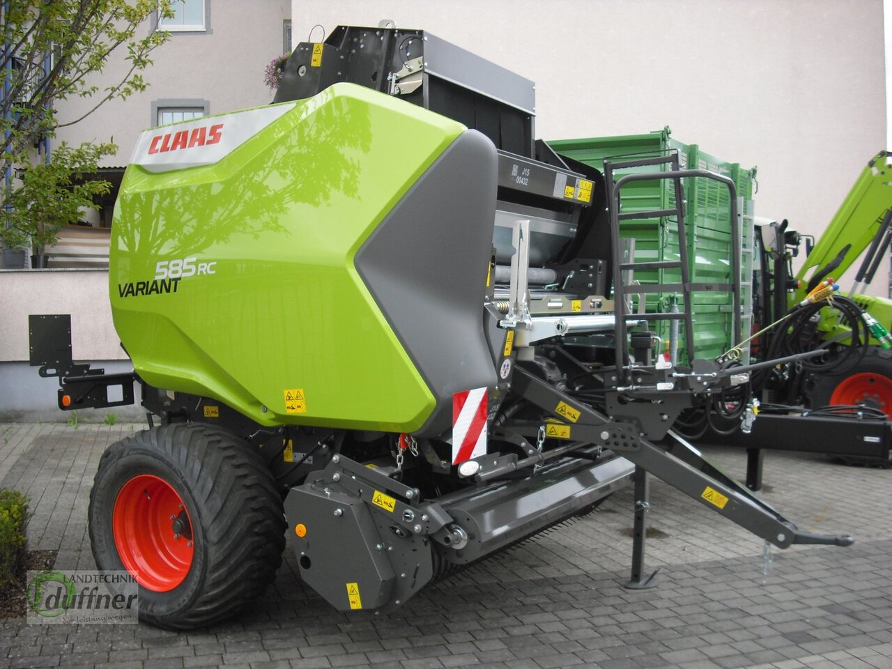 CLAAS Variant 585 RC Pro - Máy đóng kiện tròn: hình 1 CLAAS Variant 585 RC Pro - Máy đóng kiện tròn: hình 1
